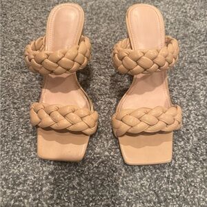 Elegant Tan Braided Women's Sandals